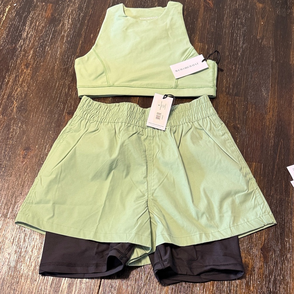 WeWoreWhat Green and Black Bike Shorts with matching bra